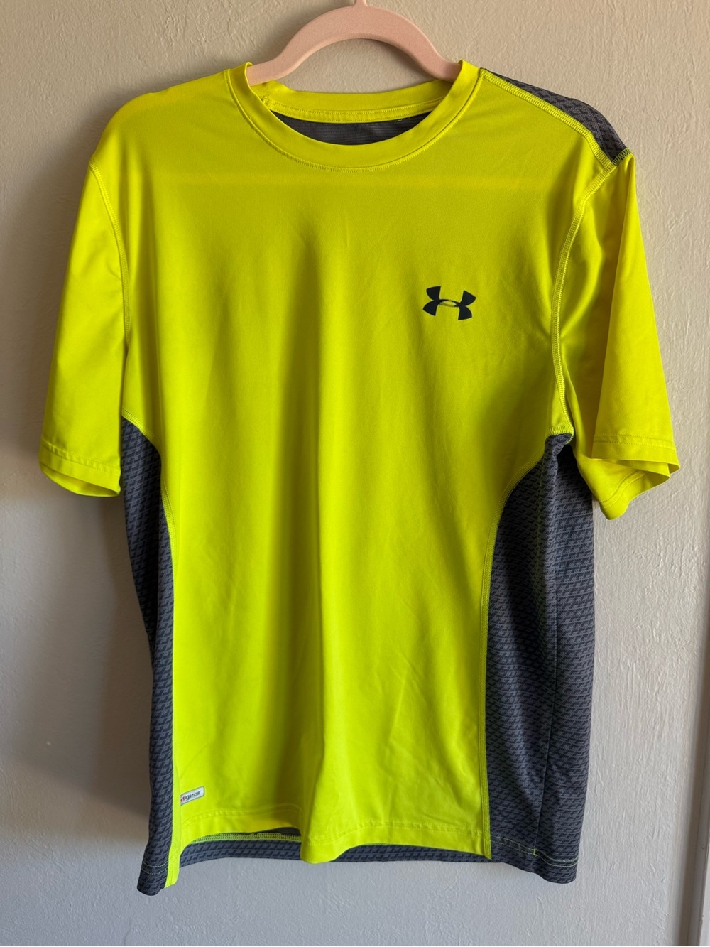 Under Armour Neon Yellow and Gray Men's Short Sleeve Performance Tee